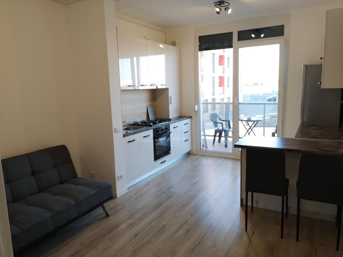 Ared-Atrium Mall Chrysflatty3 Premium Apartment 60Mp Arad Exterior foto
